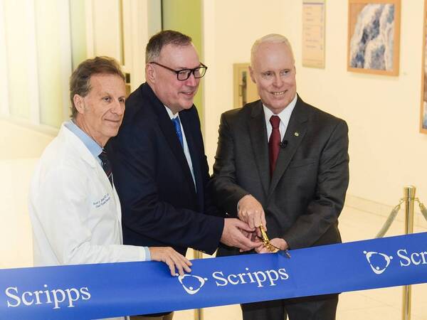 Scott Eisman, MD, Scripps Encinitas physician chief operating officer; Steve Miller, RN, Scripps Encinitas chief operations executive; and Chris Van Gorder, Scripps Health president and CEO, at the ribbon-cutting event.